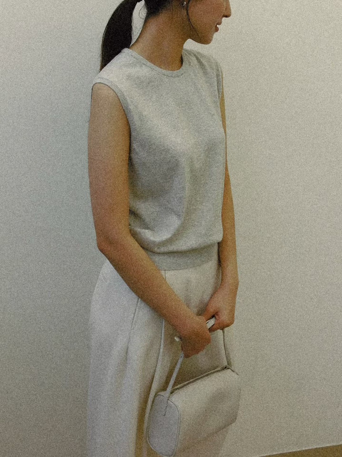 B43.質感家圓領雅致針織背心