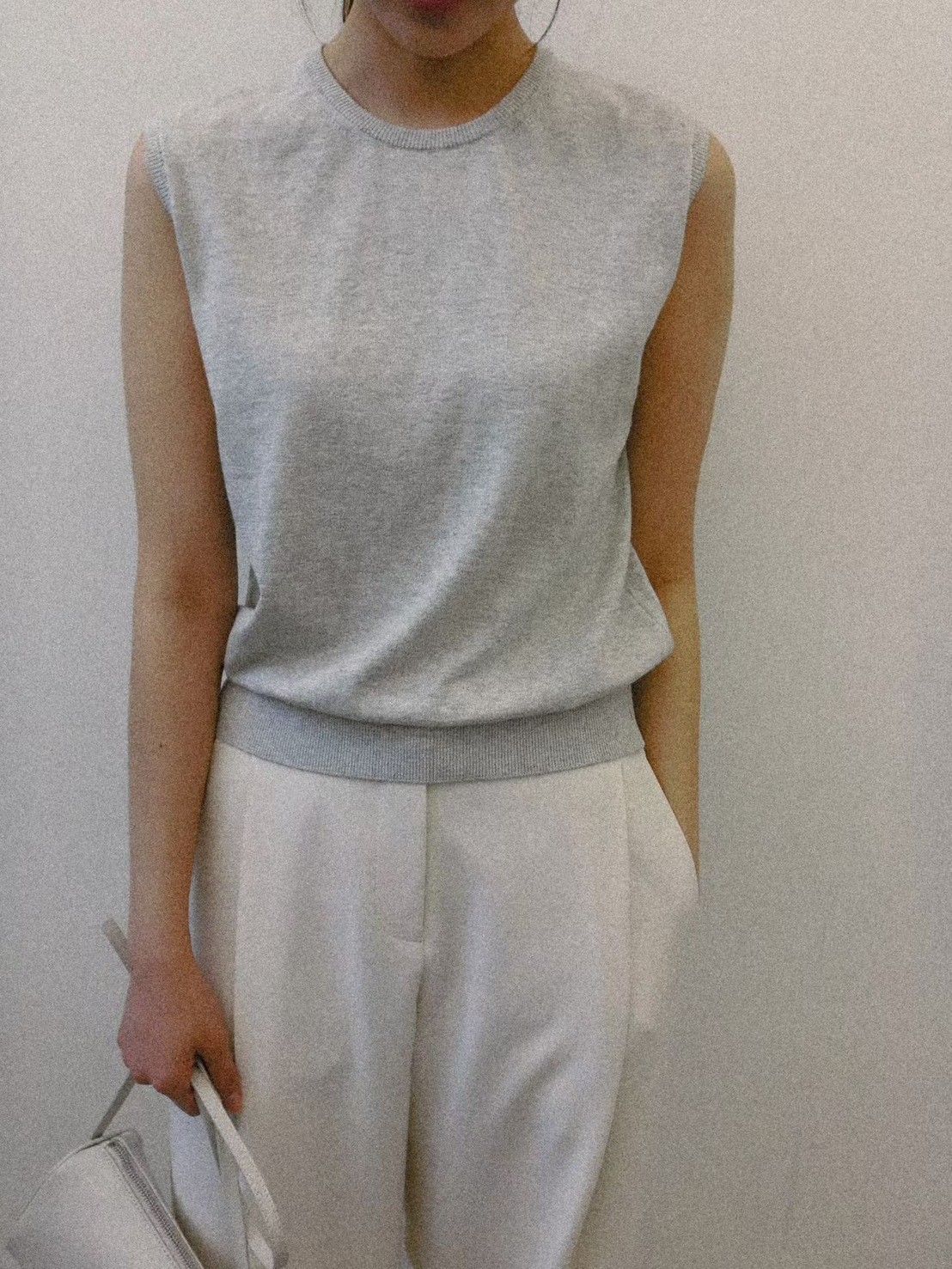 B43.質感家圓領雅致針織背心