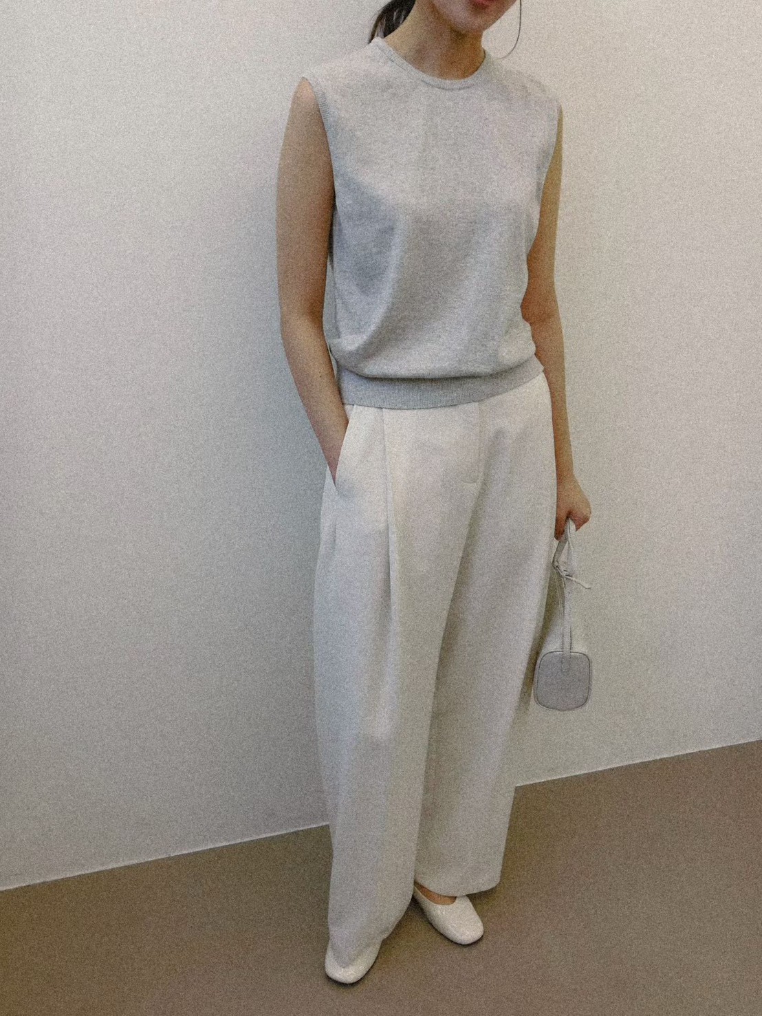 B43.質感家圓領雅致針織背心