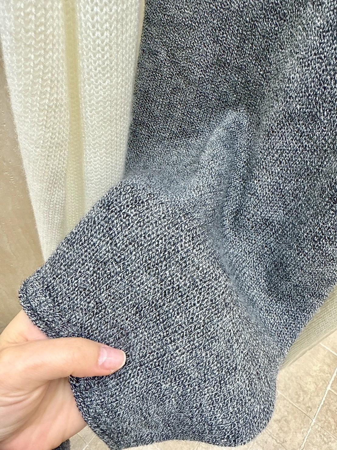 B07.優雅慵懶U領針織背心