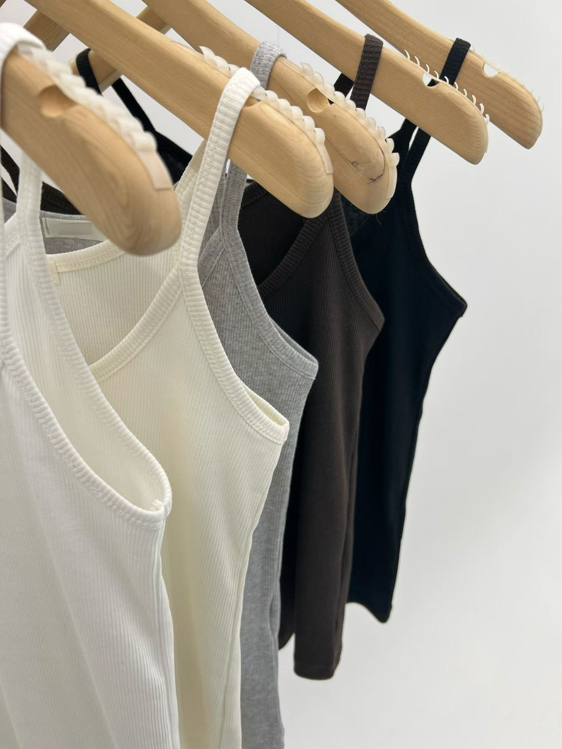 A02.大V家內搭好幫手細肩背心