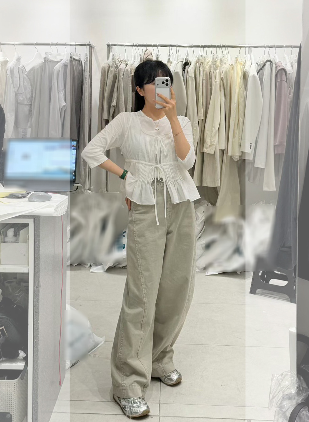 A24.質感家可愛壓褶剪接背心