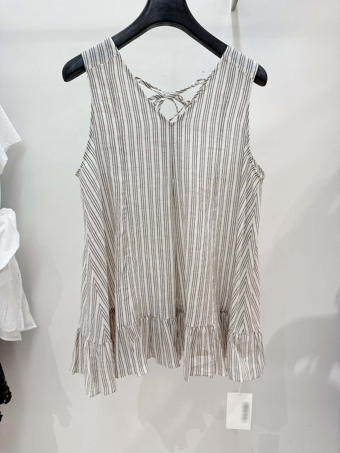 A10.清爽直條紋100%苧麻下擺荷葉背心