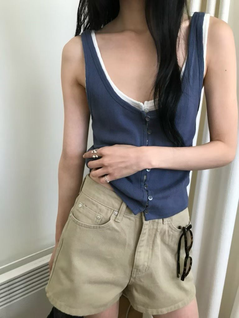 B83.小V家好搭配針織釦背心