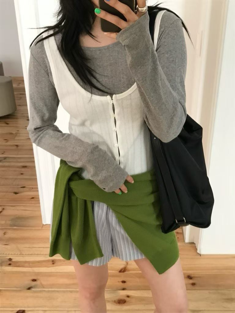 B83.小V家好搭配針織釦背心