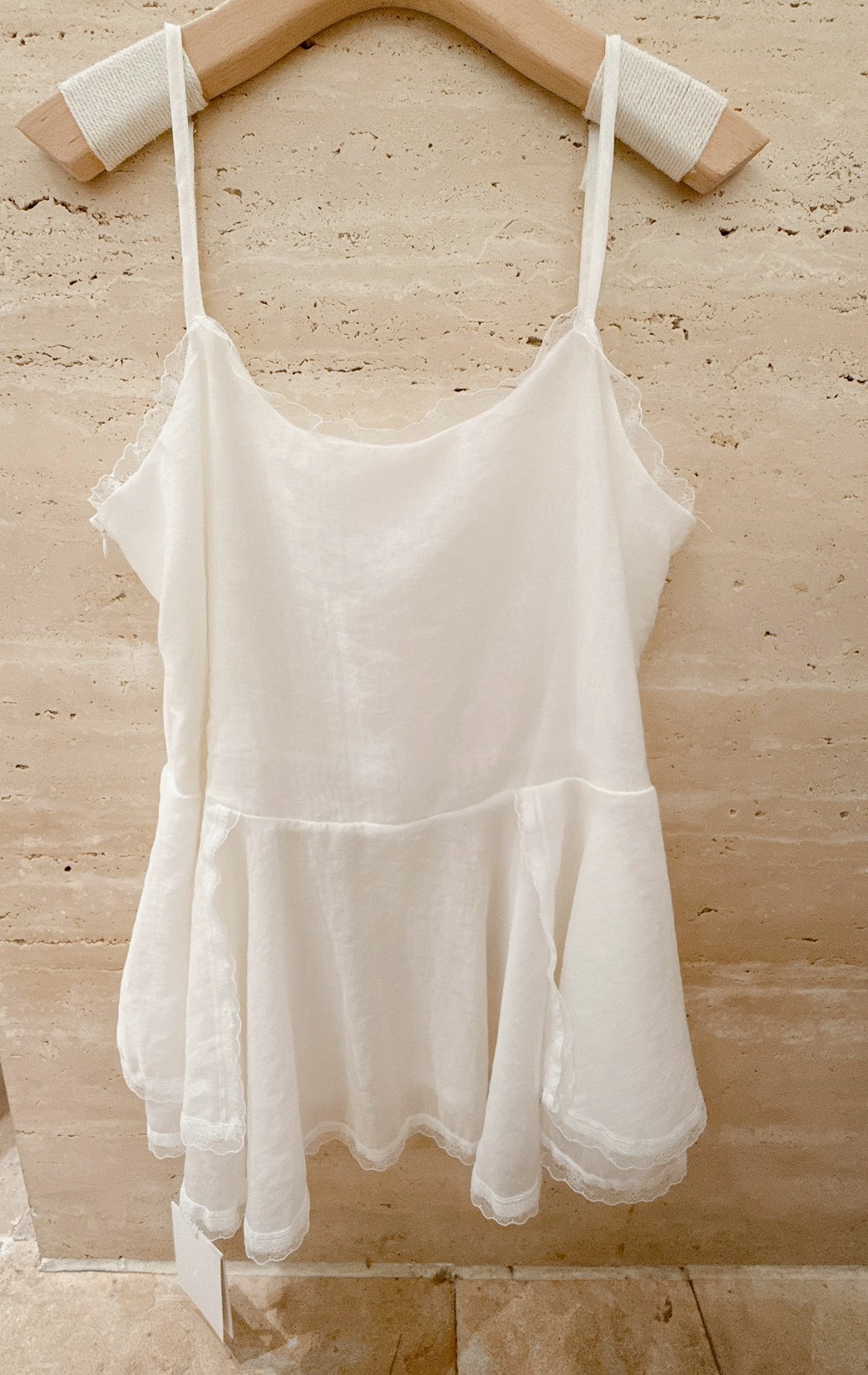 A23.氣質蕾絲吊帶背心