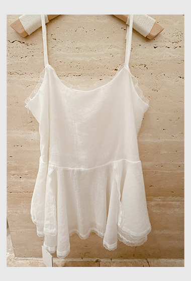 A23.氣質蕾絲吊帶背心