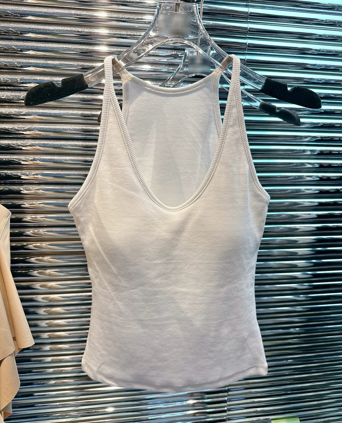 A20.遮背好搭BRA TOP