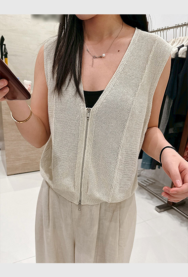 B16.初夏拉鍊薄針織背心