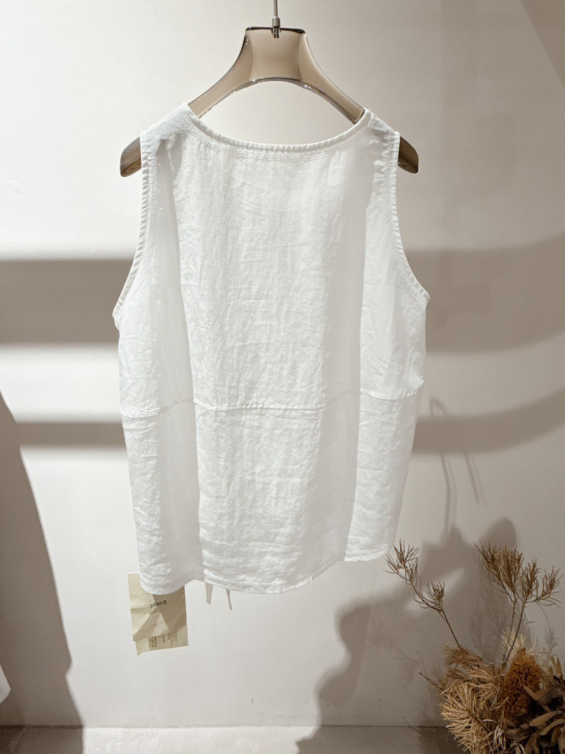 A02.側三角巾設計感背心