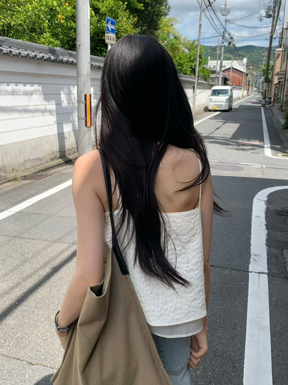 B05.大V家層次細肩帶背心