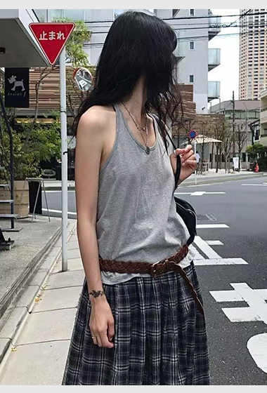 B105.小V家後挖背Y字背心