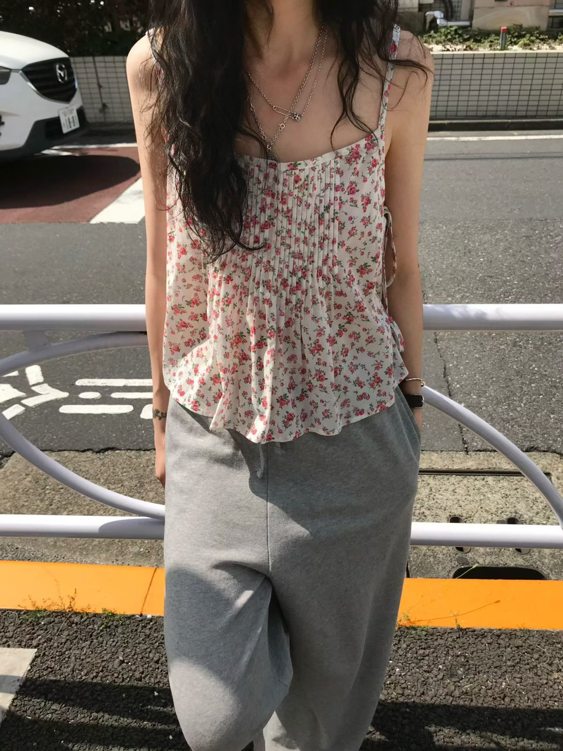 B117.小V家夏日小碎花背心