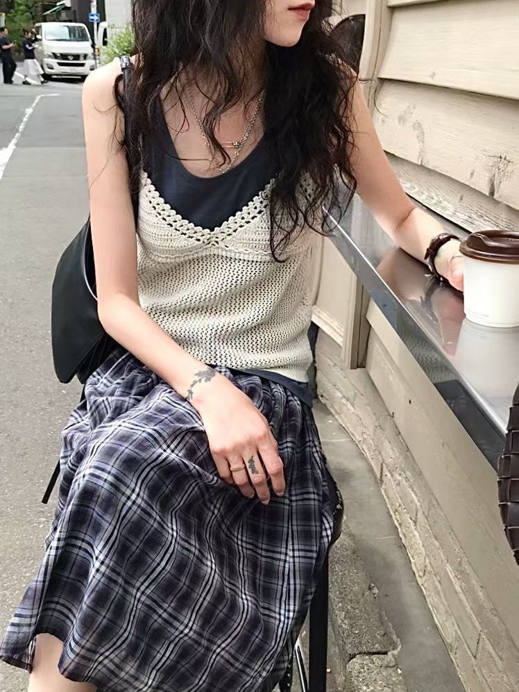 B118.小V家鉤花針織背心