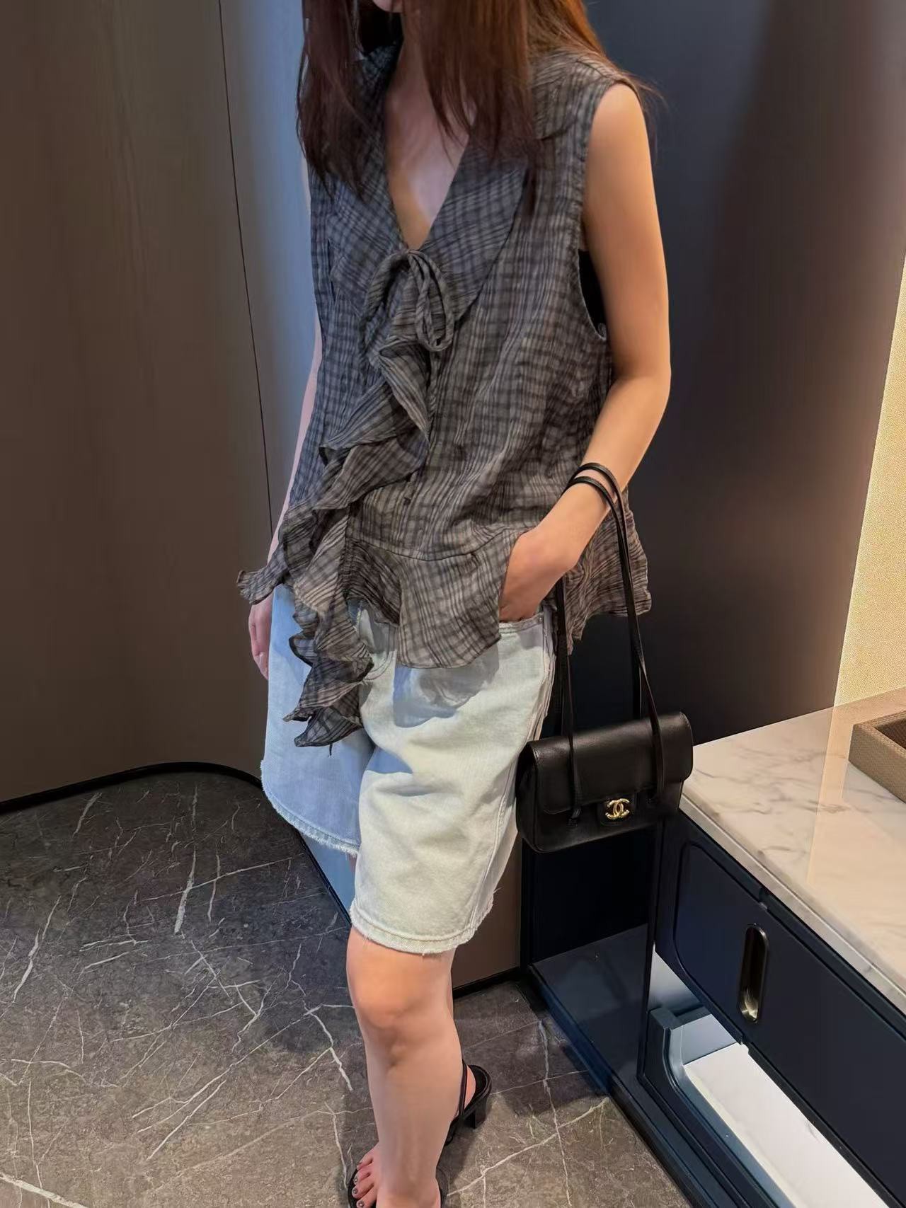 B105.雪紡波浪格子背心