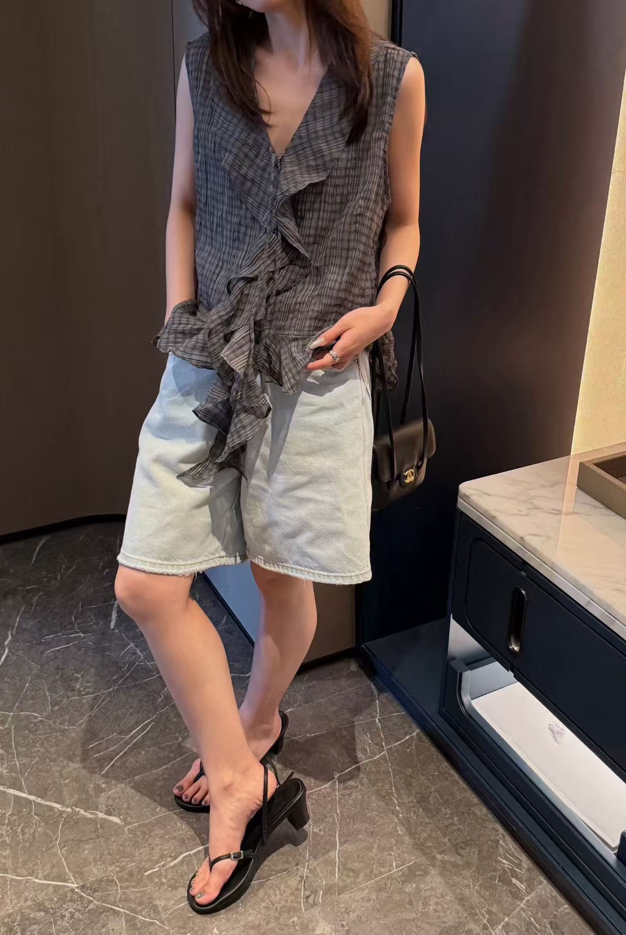 B105.雪紡波浪格子背心