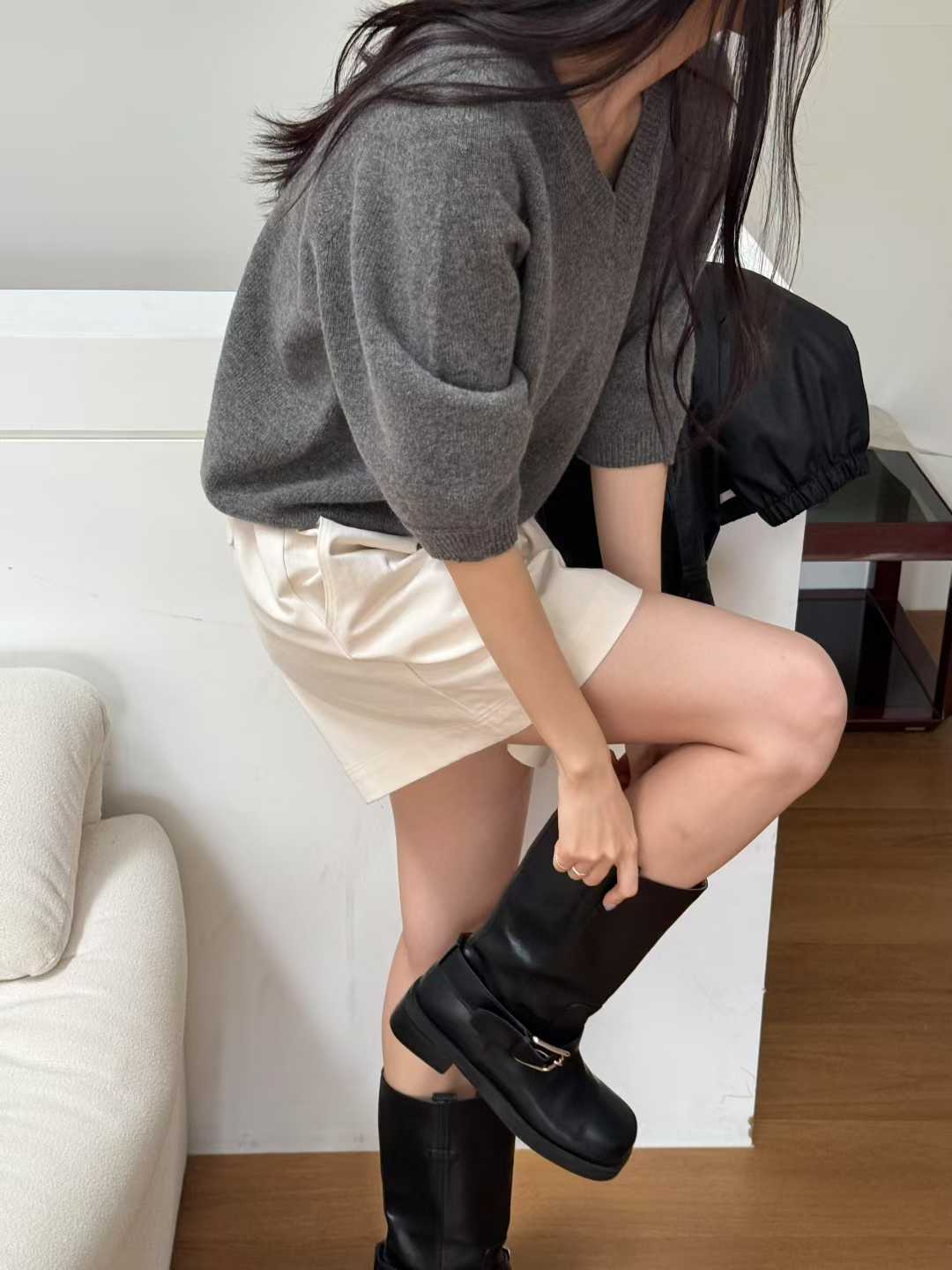 A42.瘦瘦歐膩甜美V領犛牛針織衫