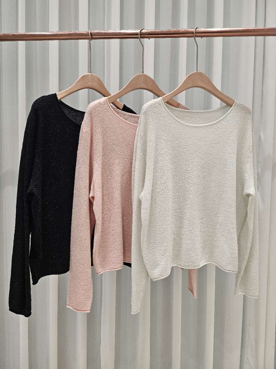 星星家圓領卷邊彈Q針織衫