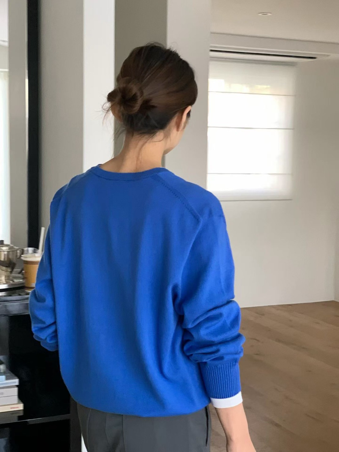 A07.纖瘦家春日V領無縫針織衫