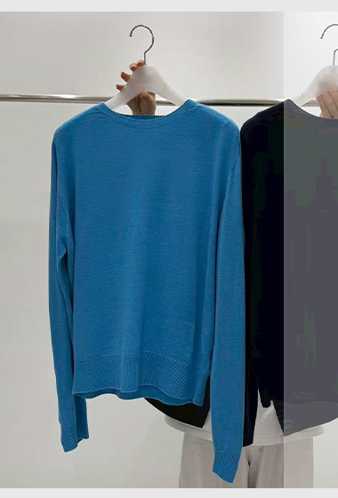 A27.質感家唯美圓領針織衫