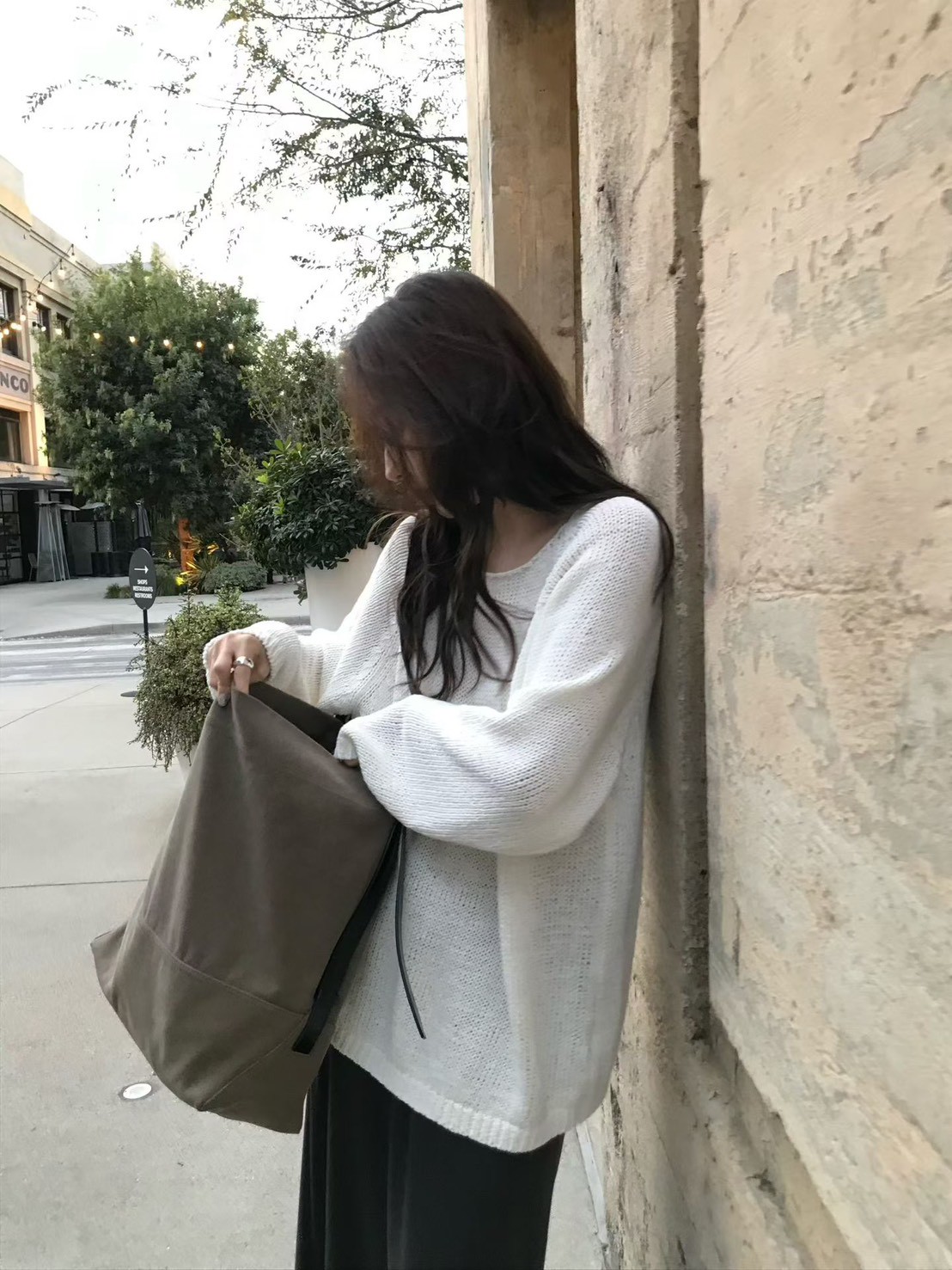 A94.小V家慵懶拉克蘭針織罩衫