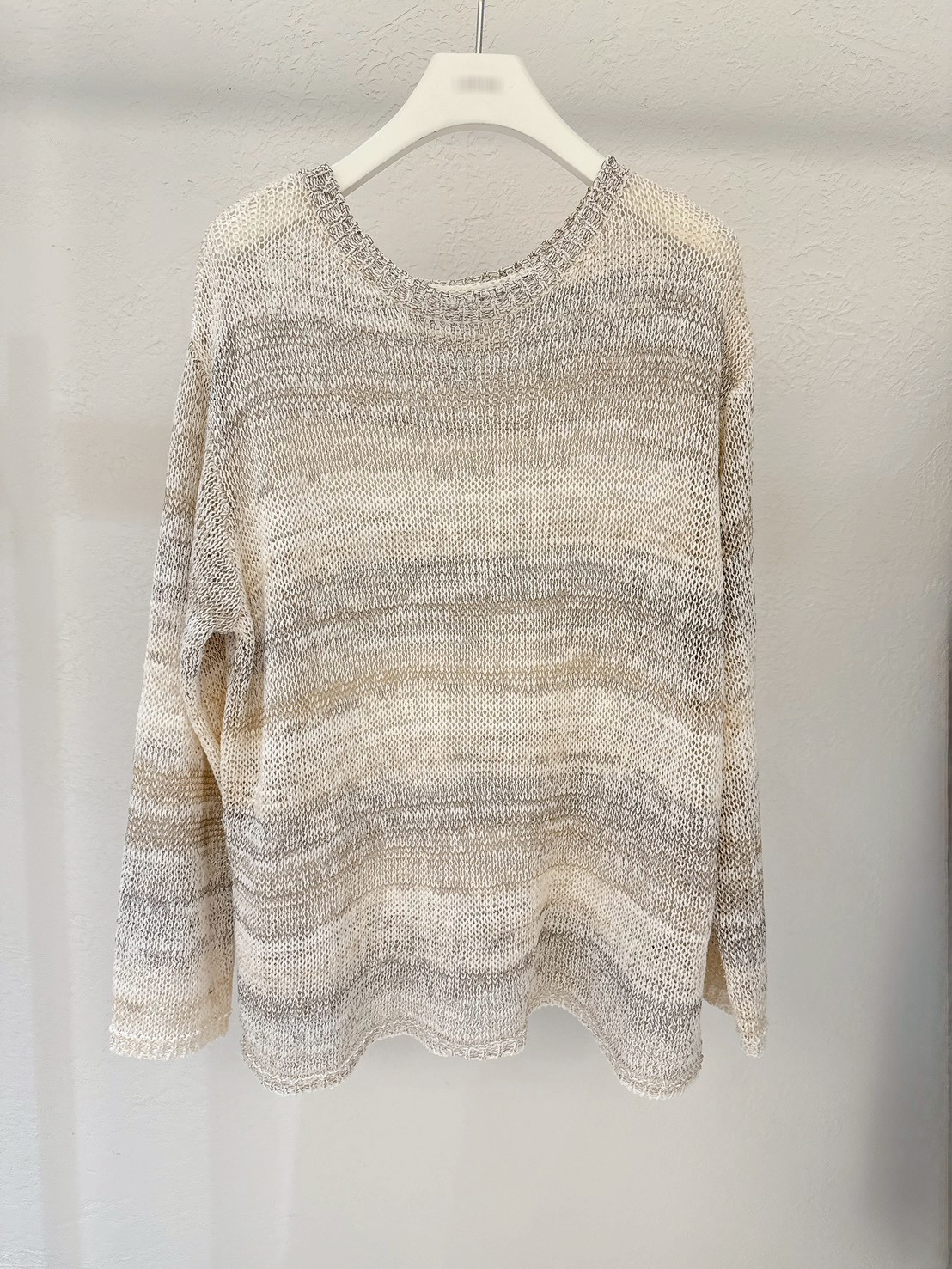 B101.淡雅漸層條紋針織衫