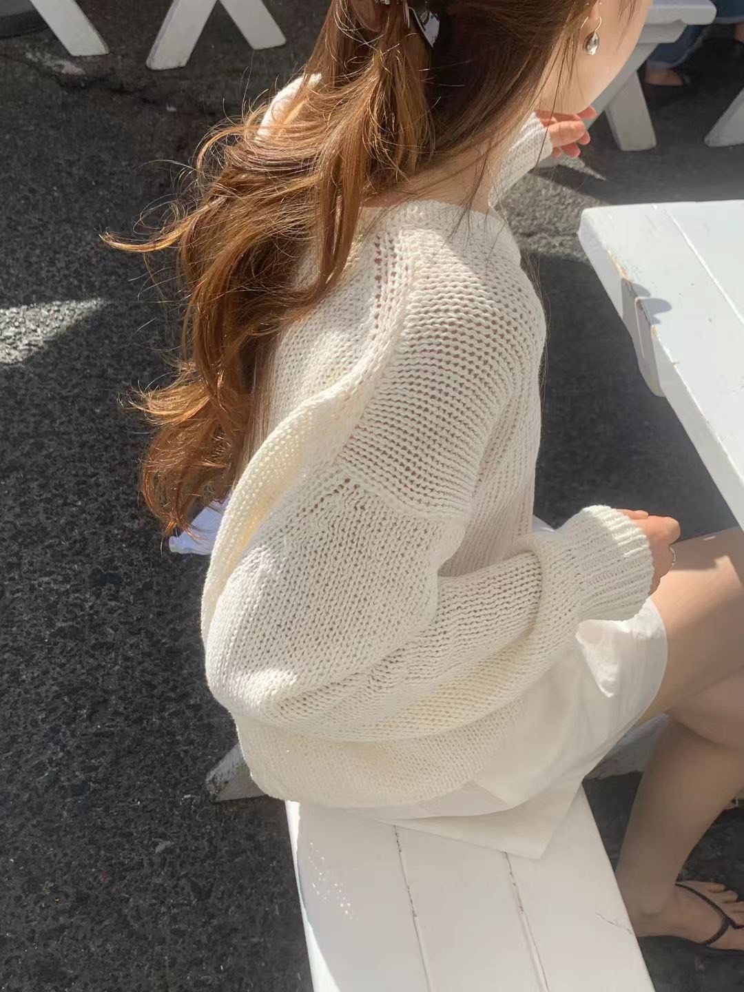 A16.顏值家圓領垂墜針織上衣