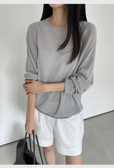 B60.格雷色系薄針織衫