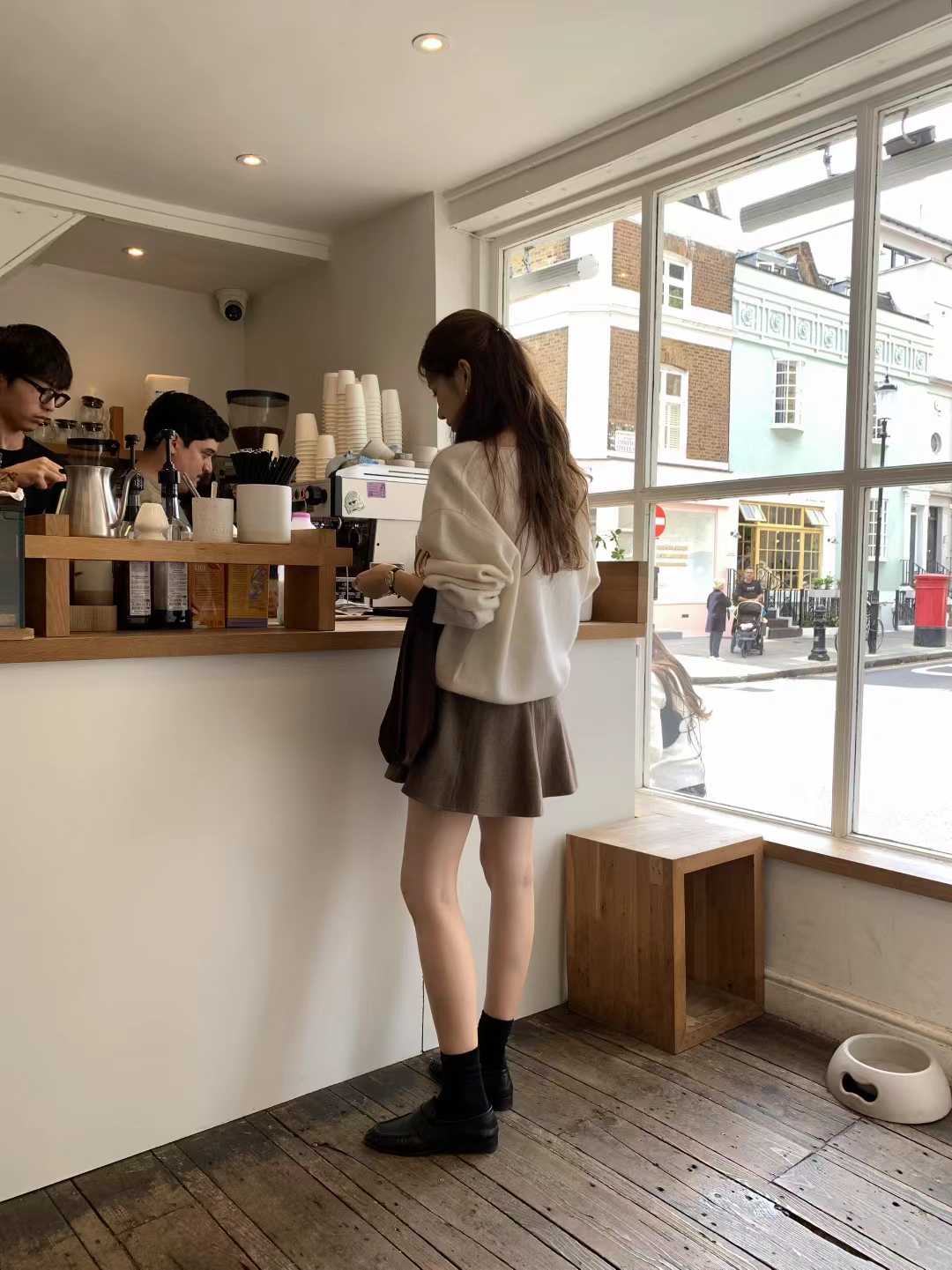 顏值家淡雅扁領針織衫