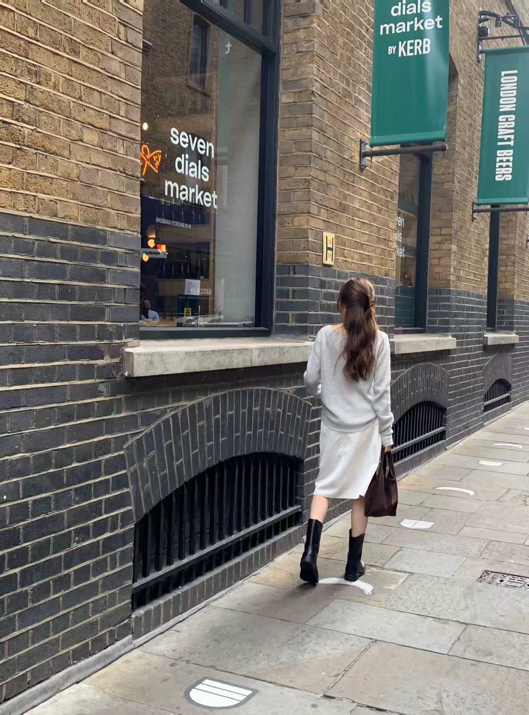 A106.顏值家淡雅鬆軟針織衫