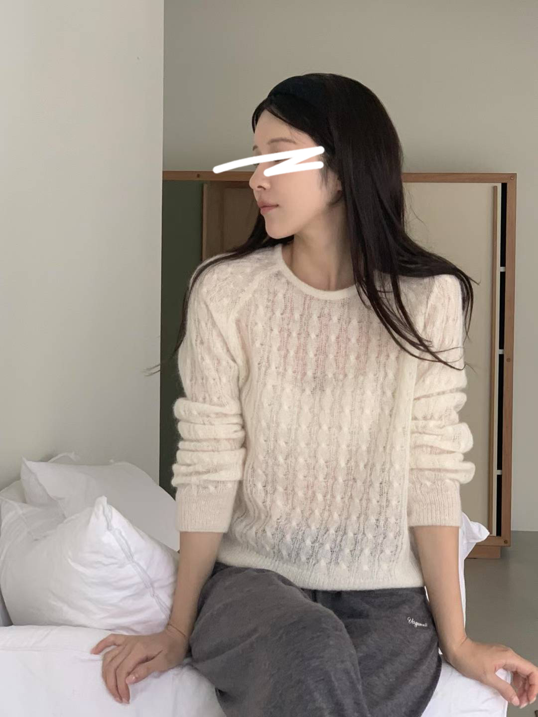 A88.甜美微透麻花針織衫