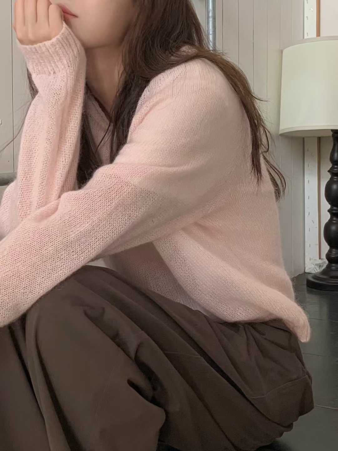 小V家KID MOHAIR圓領毛衣