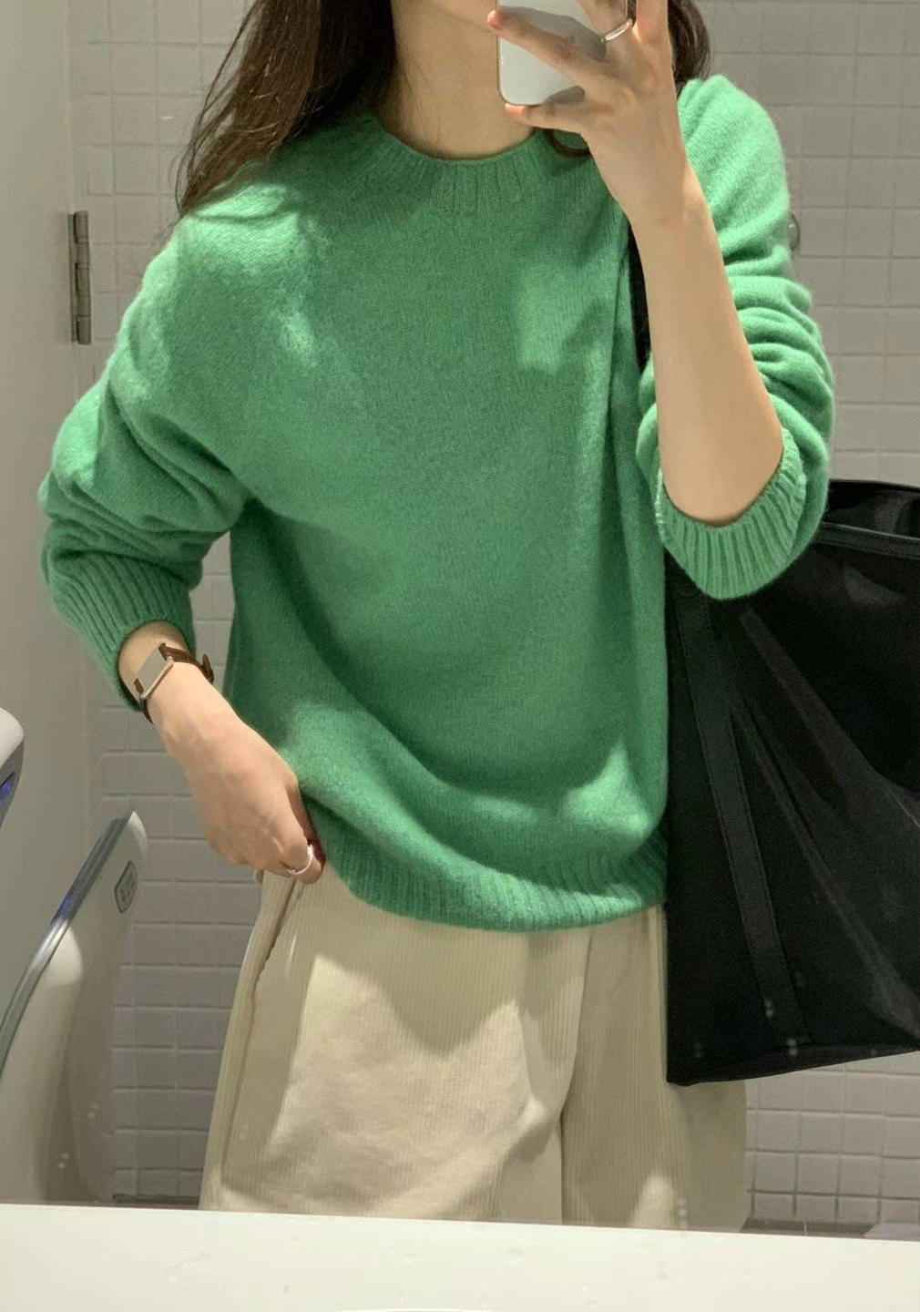 瘦瘦歐膩繽紛亮眼毛衣