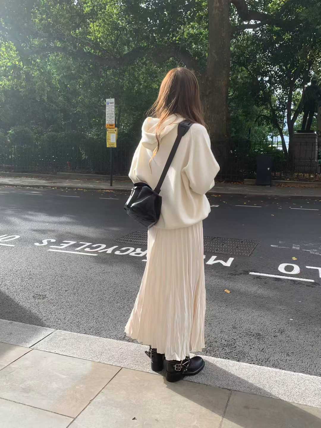 A14.顏值家50%WOOL無縫連帽毛衣