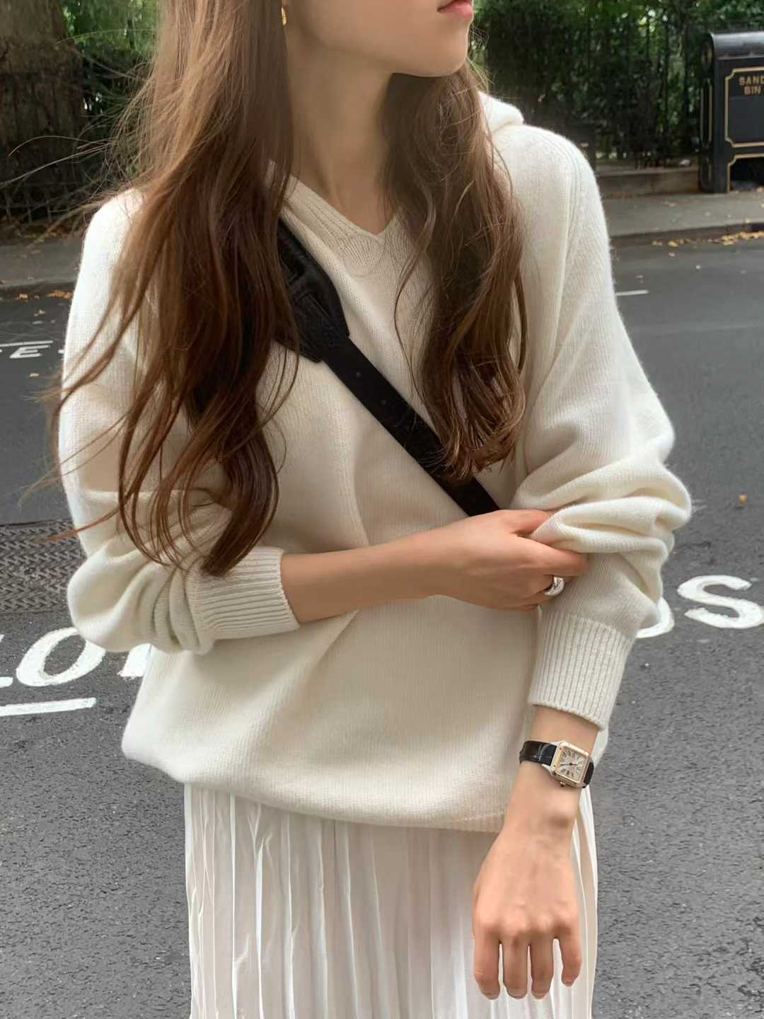 A14.顏值家50%WOOL無縫連帽毛衣