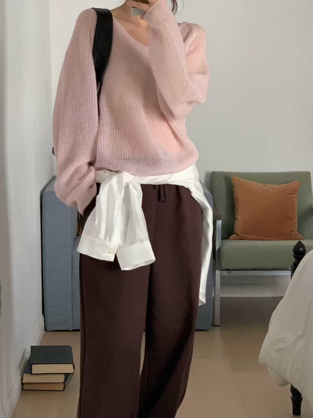 小V家KIDMOHAIR柔色V領毛衣
