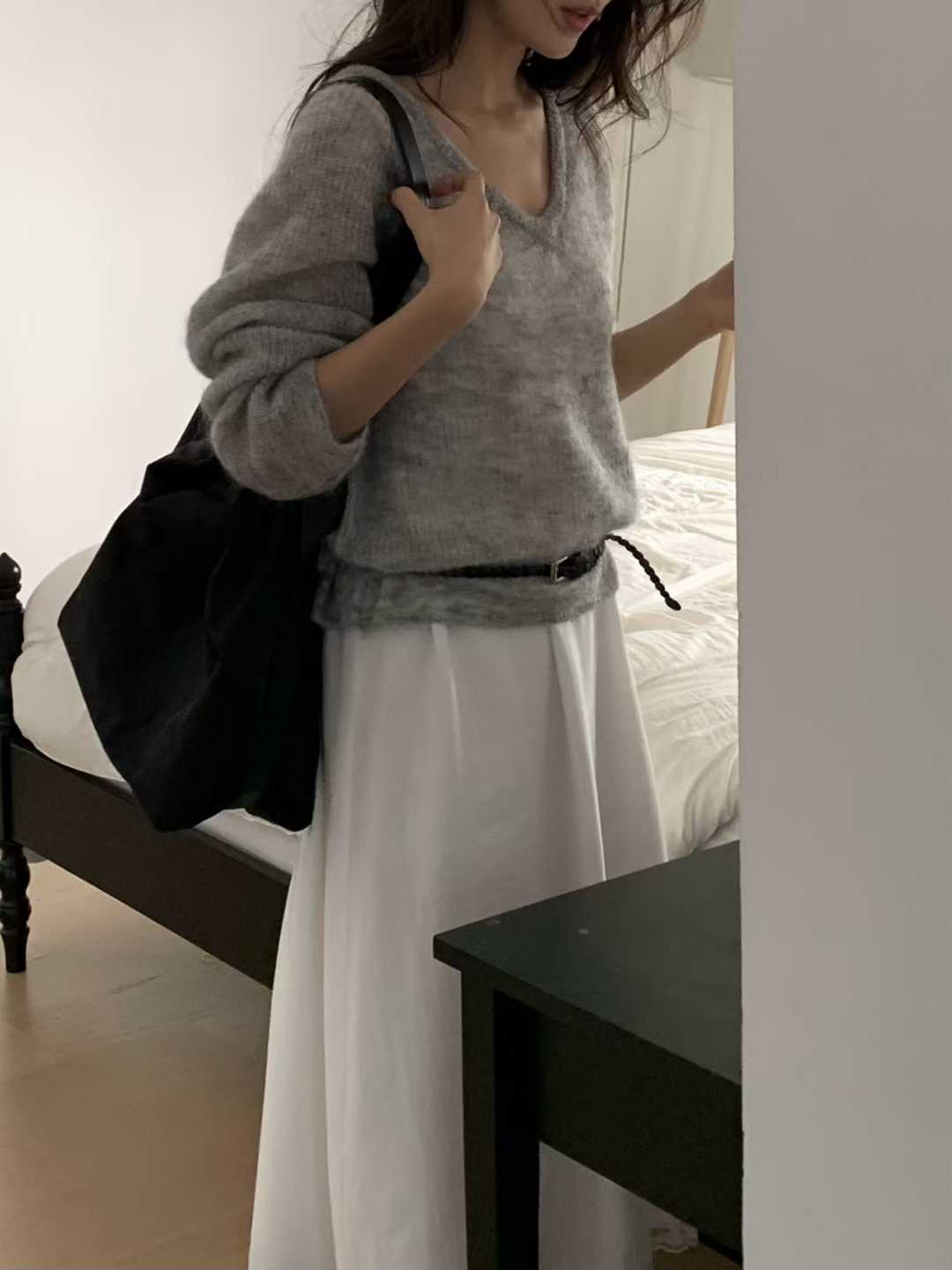 小V家KIDMOHAIR柔色V領毛衣