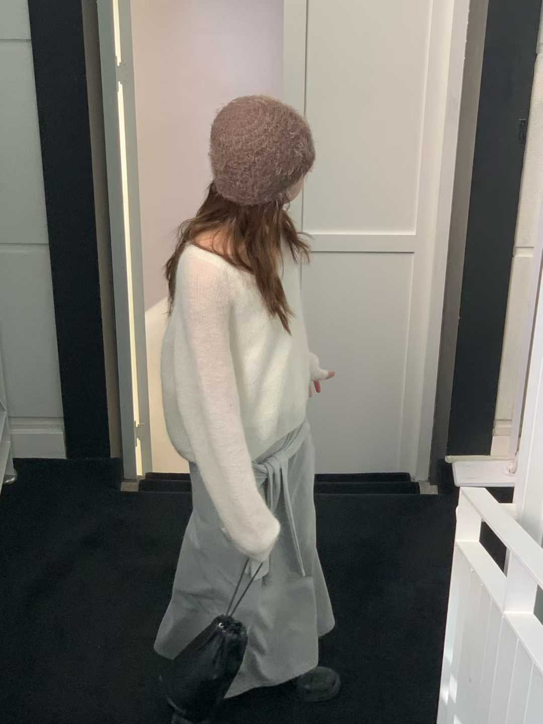 小V家KIDMOHAIR柔色V領毛衣