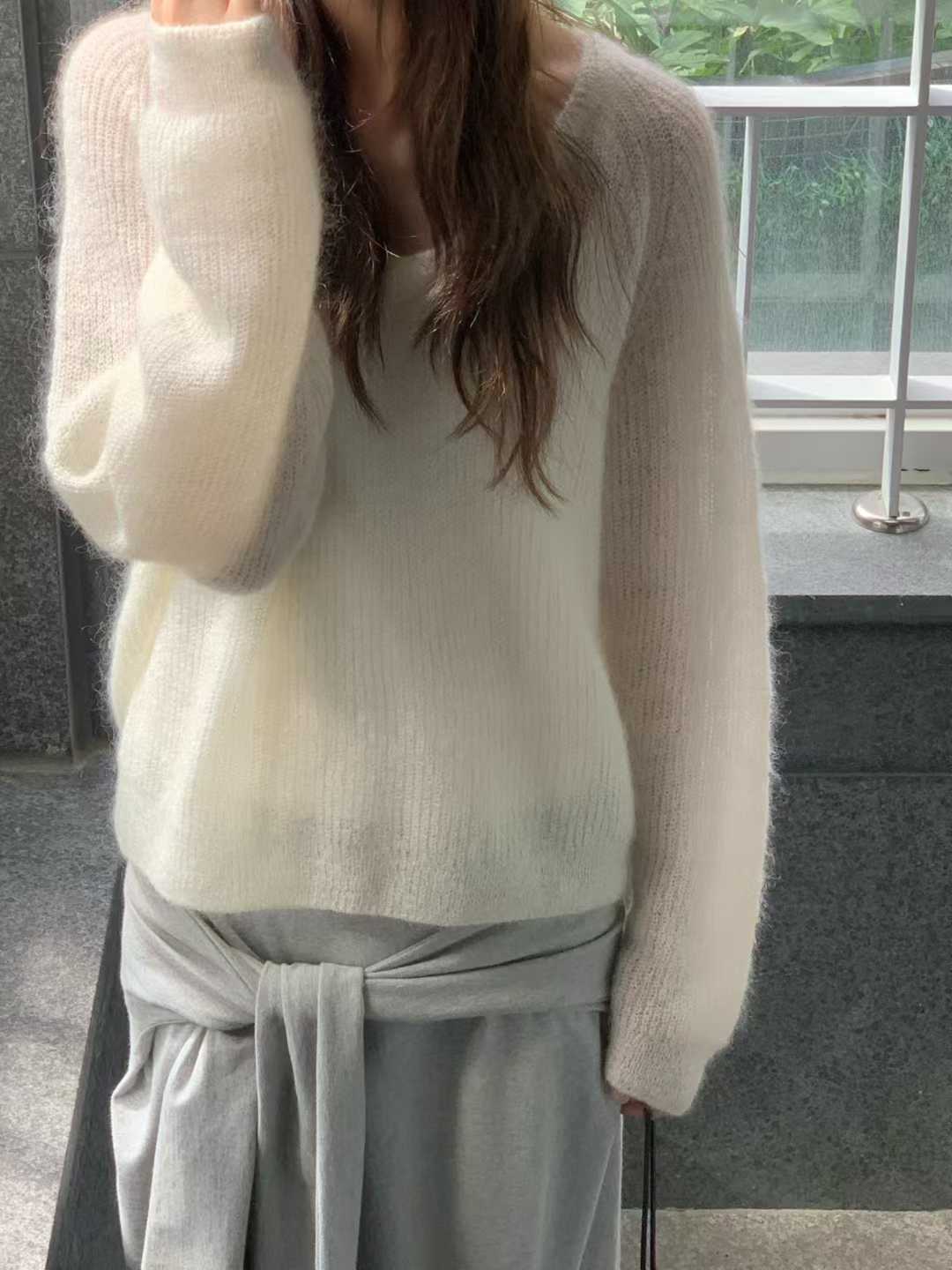 小V家KIDMOHAIR柔色V領毛衣