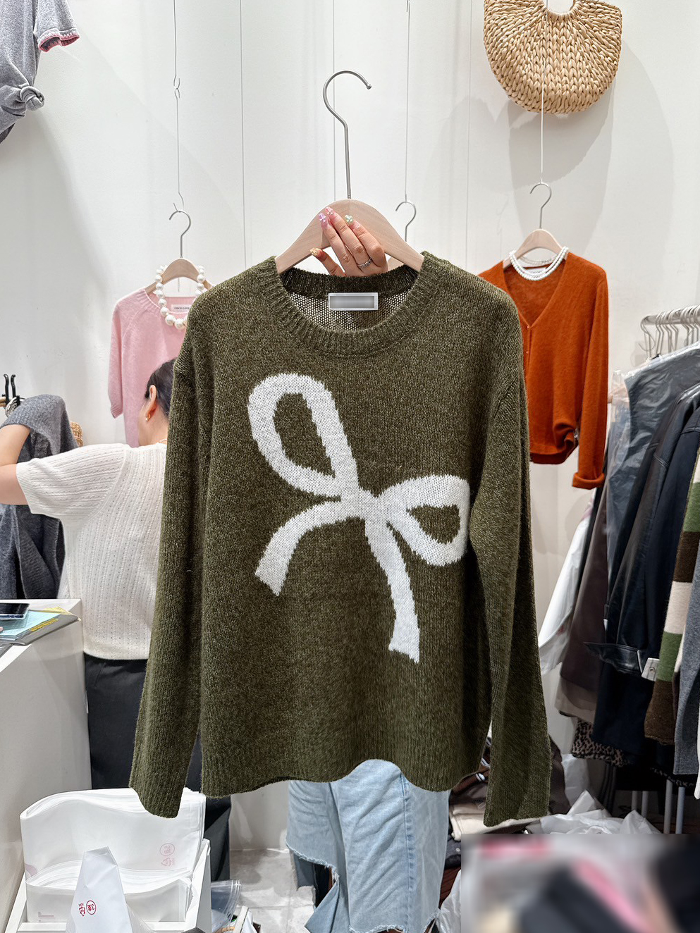 可可家甜美蝴蝶結70%WOOL毛衣