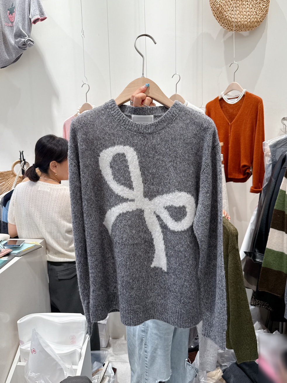 可可家甜美蝴蝶結70%WOOL毛衣