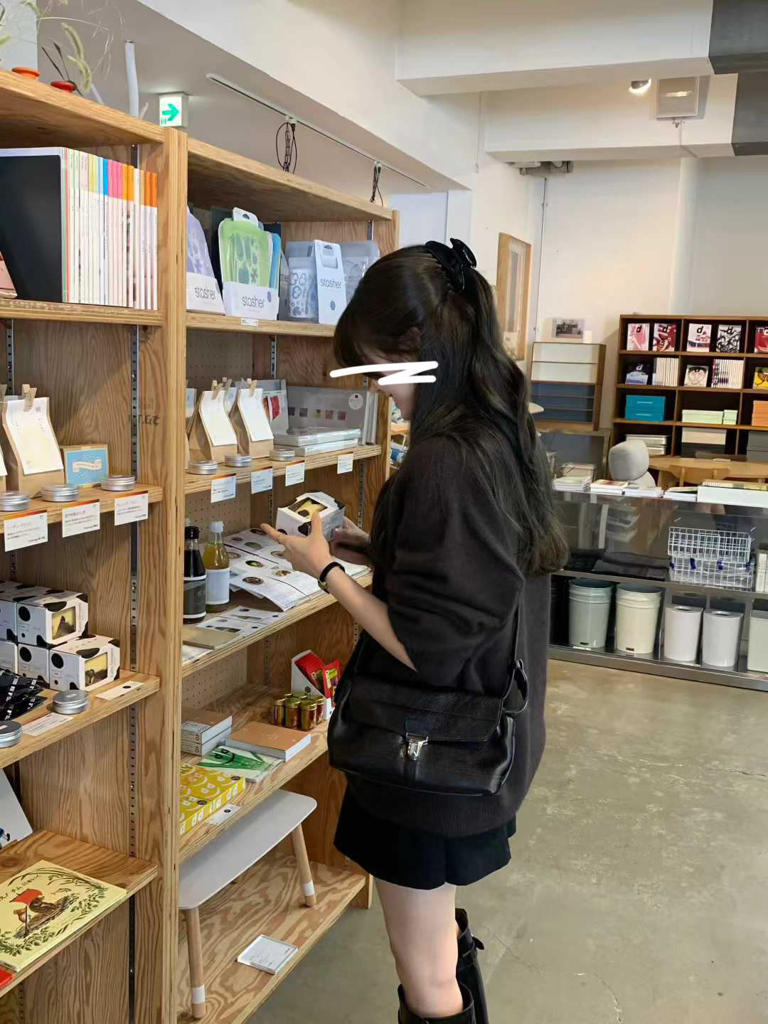 B31.顏值家狐狸浣熊V領無縫毛衣