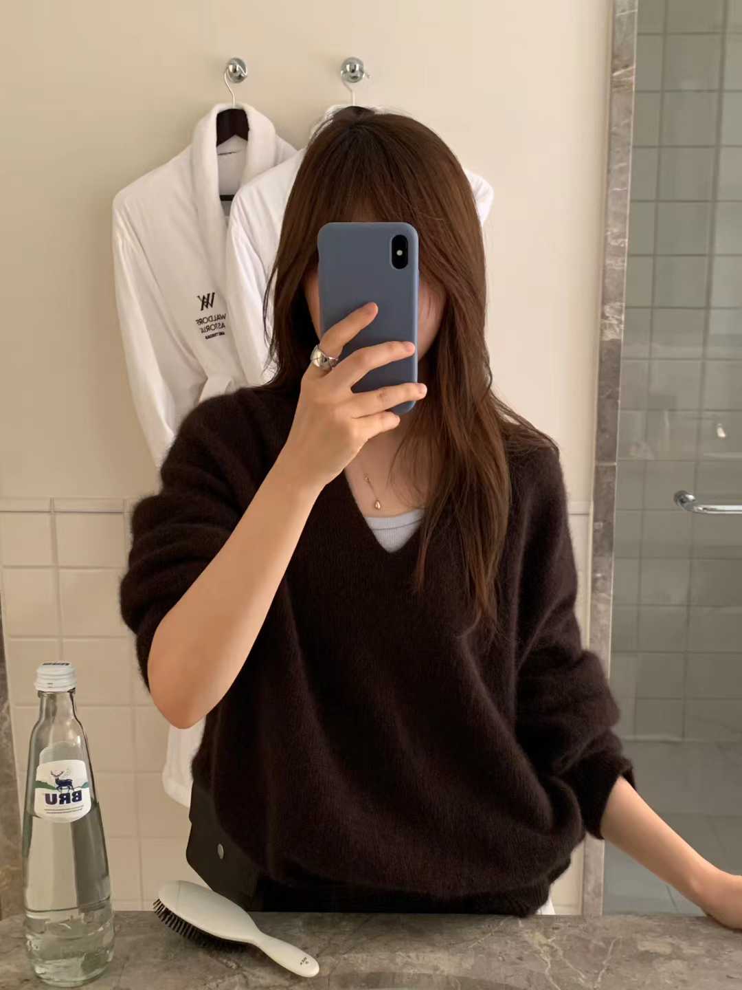 B31.顏值家狐狸浣熊V領無縫毛衣