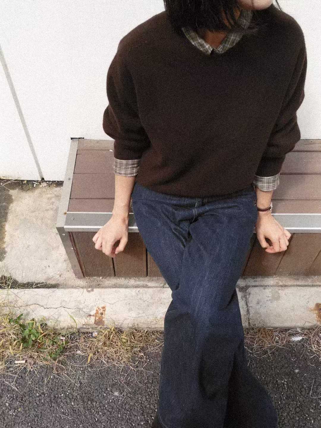 B89.質感家領坑條基本毛衣