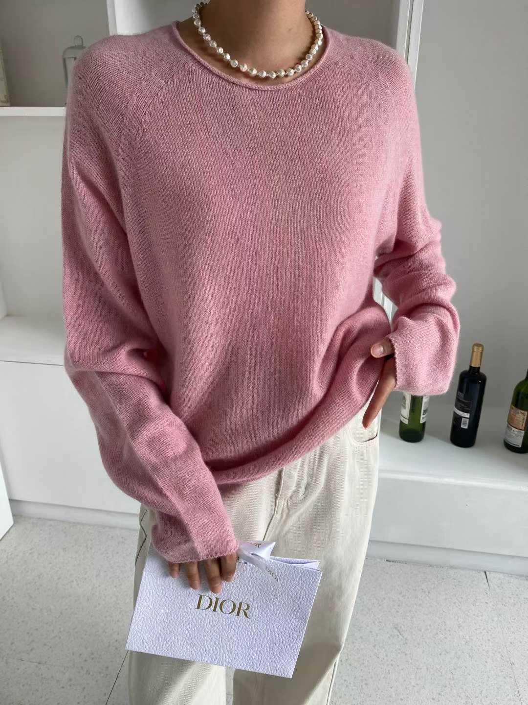 A15.粉嫩女孩圓領捲邊毛衣