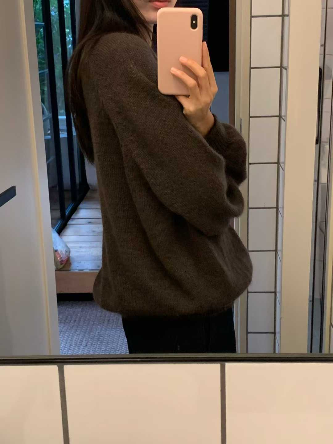 B32.清爽家KID MOHAIR圓領拉克蘭袖毛衣