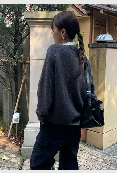B32.清爽家KID MOHAIR圓領拉克蘭袖毛衣