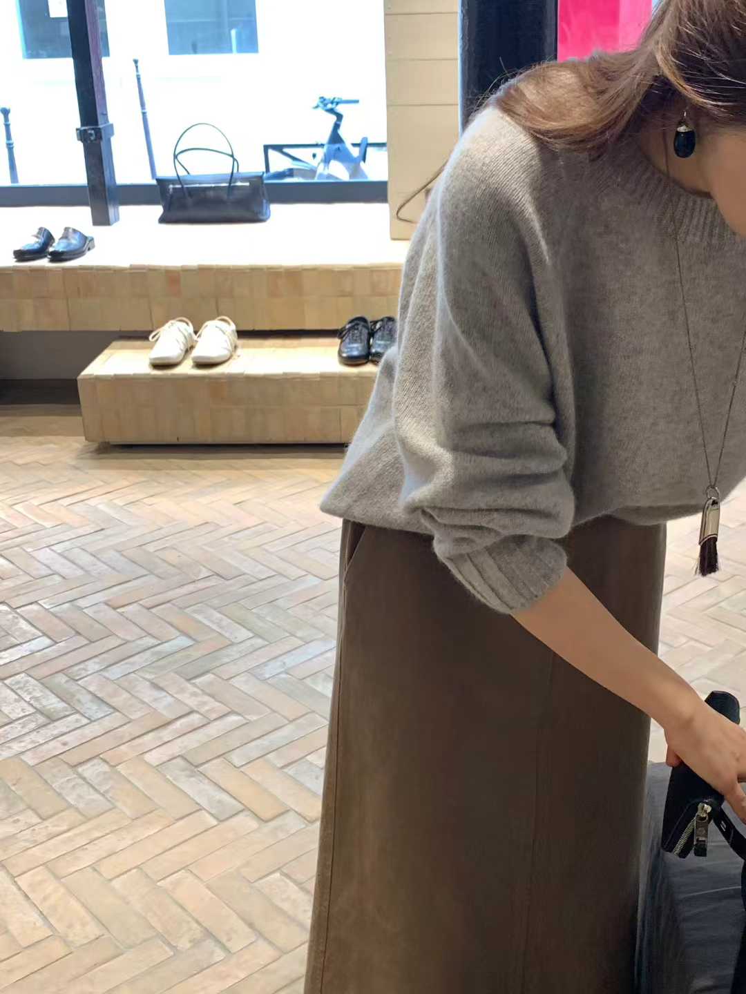 B103.顏值家冬日美麗諾浣熊無縫毛衣