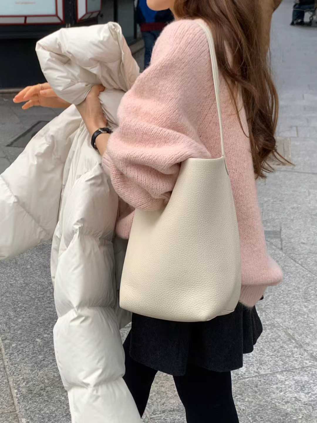 A16.顏值家甜美慵懶圓領毛衣