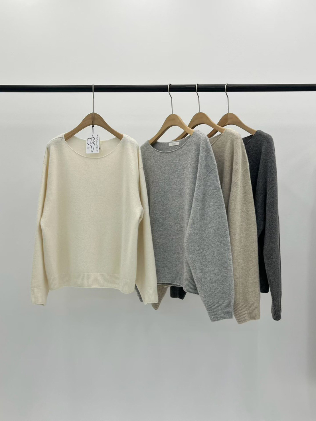 大V家淡雅5%CASHMERE毛衣